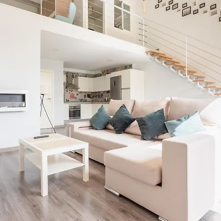El Ventero Apartment - Elegante Apt Para 5 Con Terraza, Wi-Fi Y Aparcamiento En La Calle Camarma de Esteruelas Extérieur photo