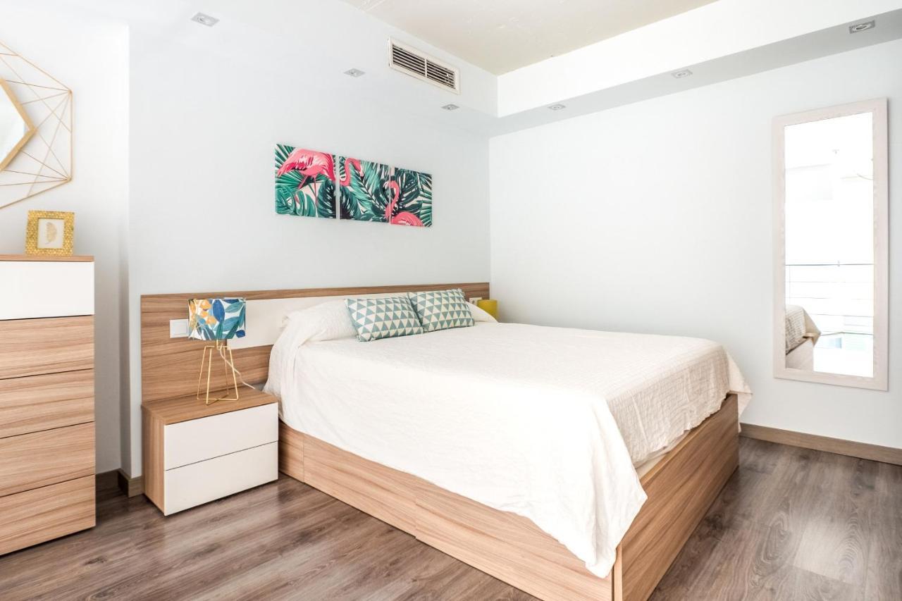 Apartment El Ventero - Elegante 5 Con Terraza, Wi-fi Y Aparcamiento En La Calle Camarma de Esteruelas