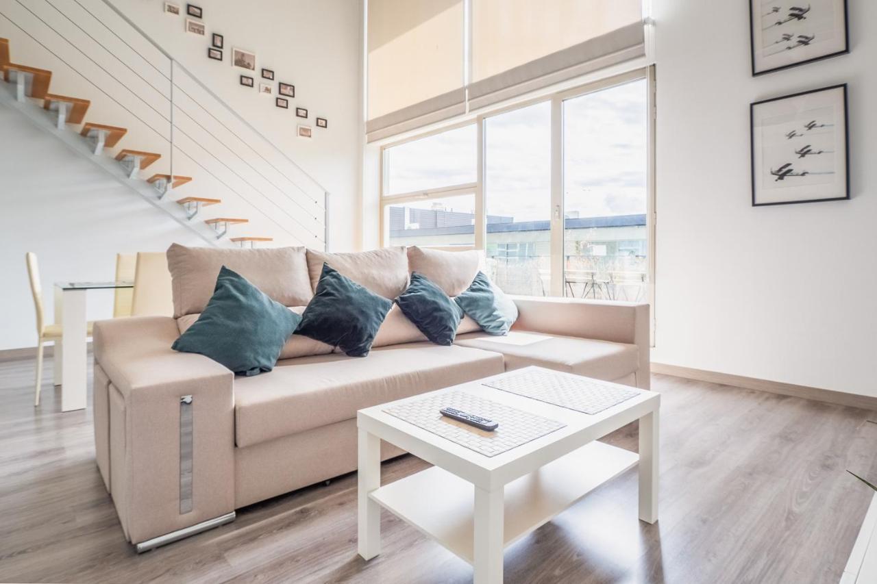 Apartment El Ventero - Elegante 5 Con Terraza, Wi-fi Y Aparcamiento En La Calle *